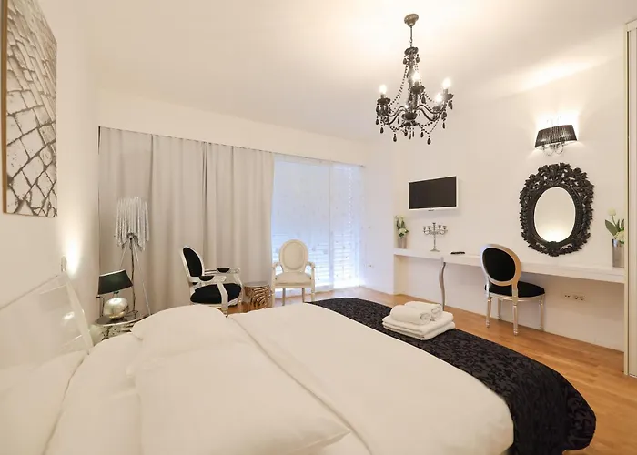 Tinel Superior Residence
